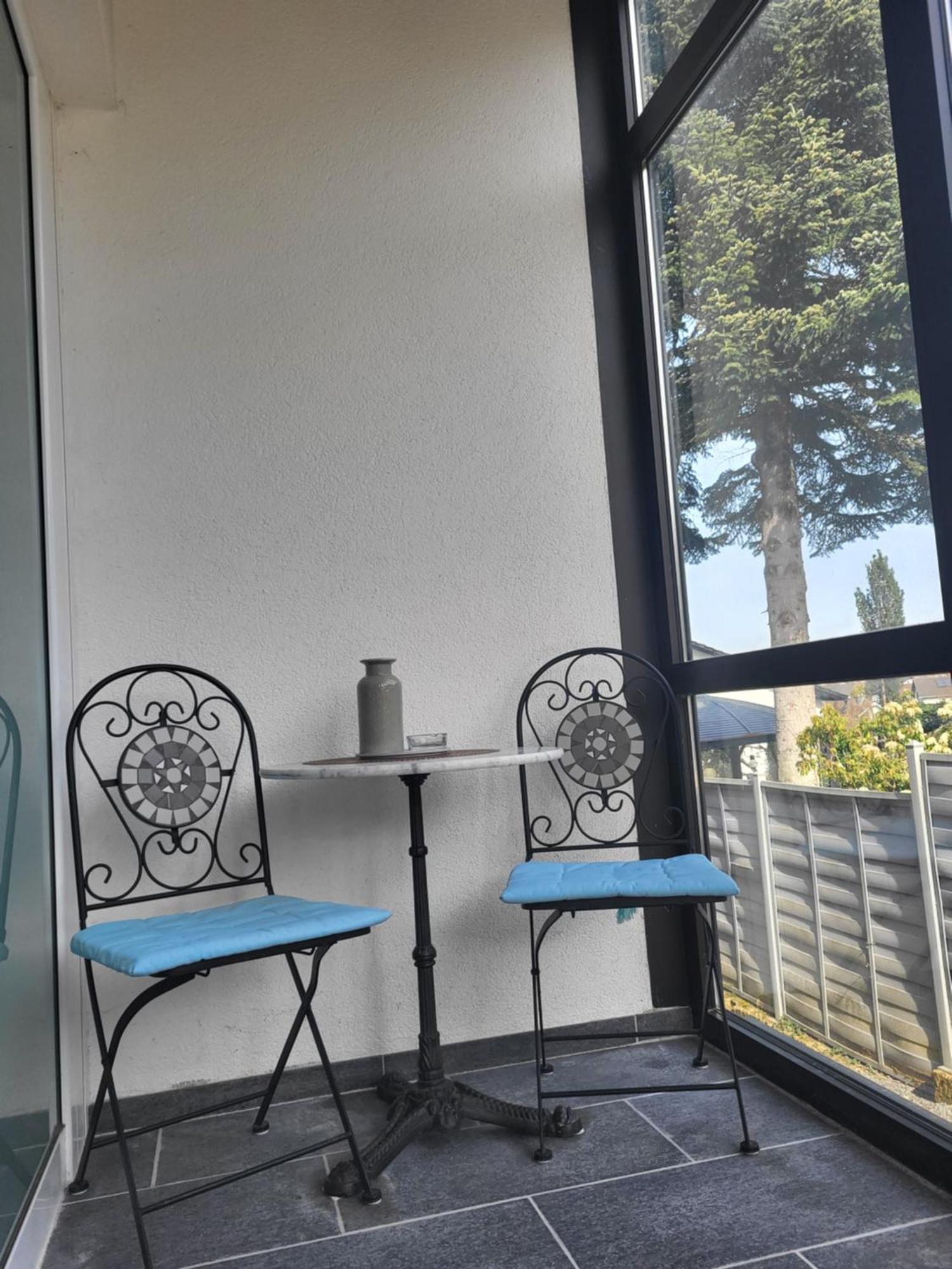 Cozy Charming Theresa Appartement Schmelz Buitenkant foto